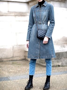 OUTLINE Vintage Denim Trench Coat Size S Blue Belted Zip Snap Pockets Collared